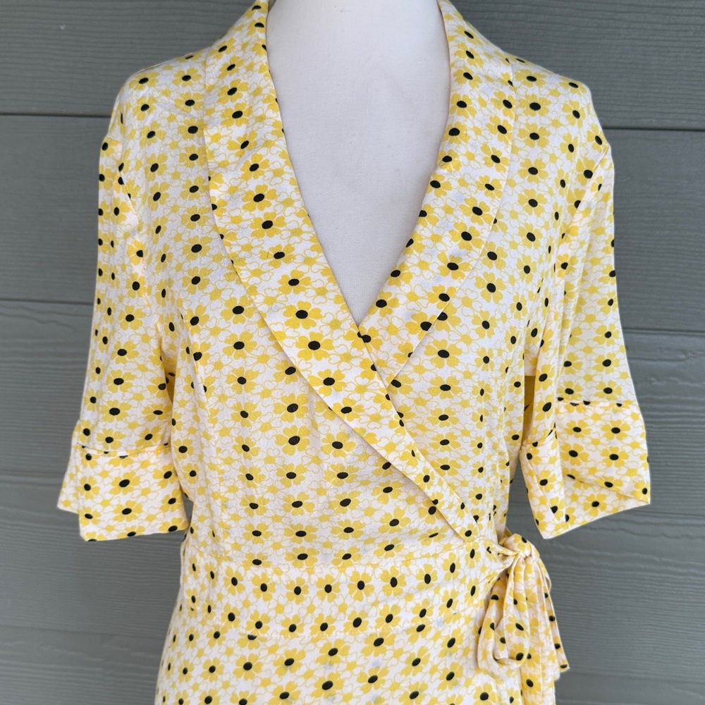Ganni Floral Short Sleeve Wrap Dress - Picture 3 of 11